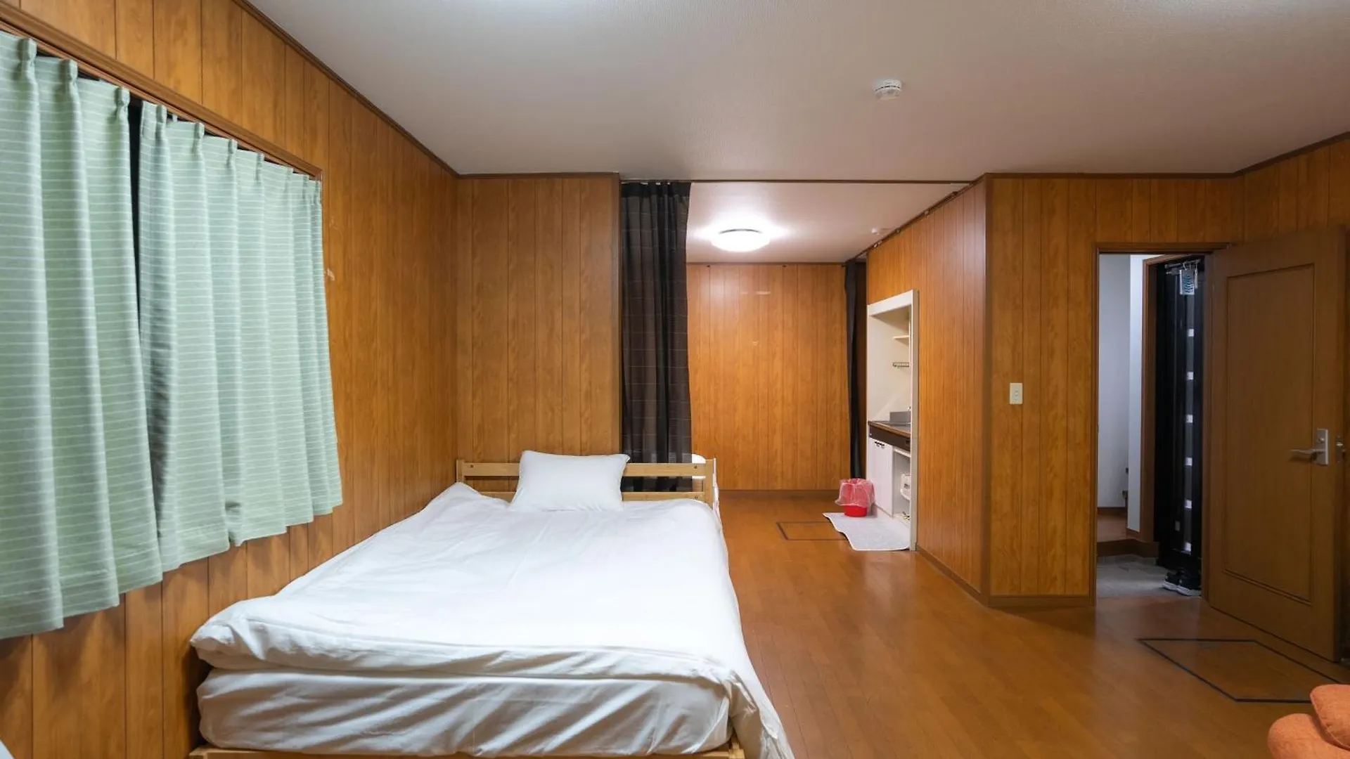 7House Villa Tokyo 0*,  Japan